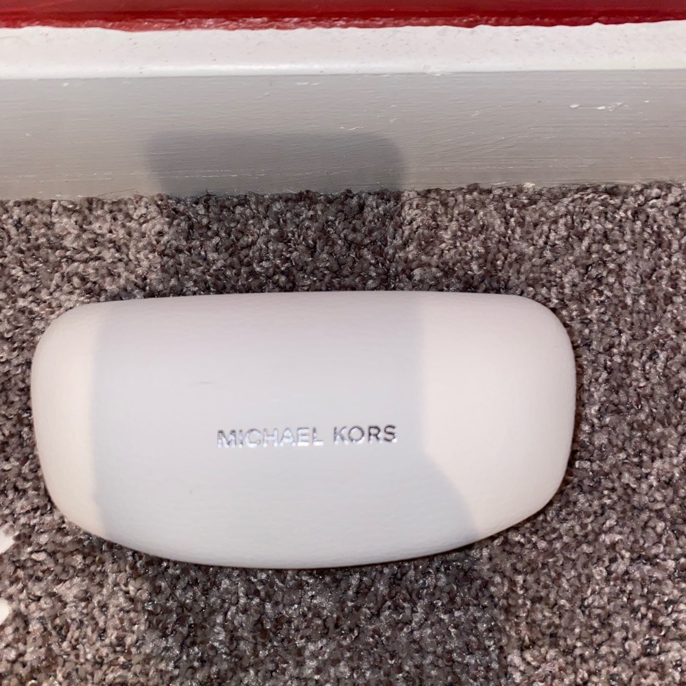 Michael Kors sunglasses case 🕶